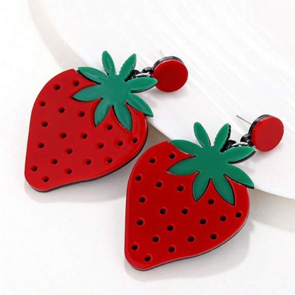 Beautiful Acrylic Strawberry Earrings - Picture 3 of 4